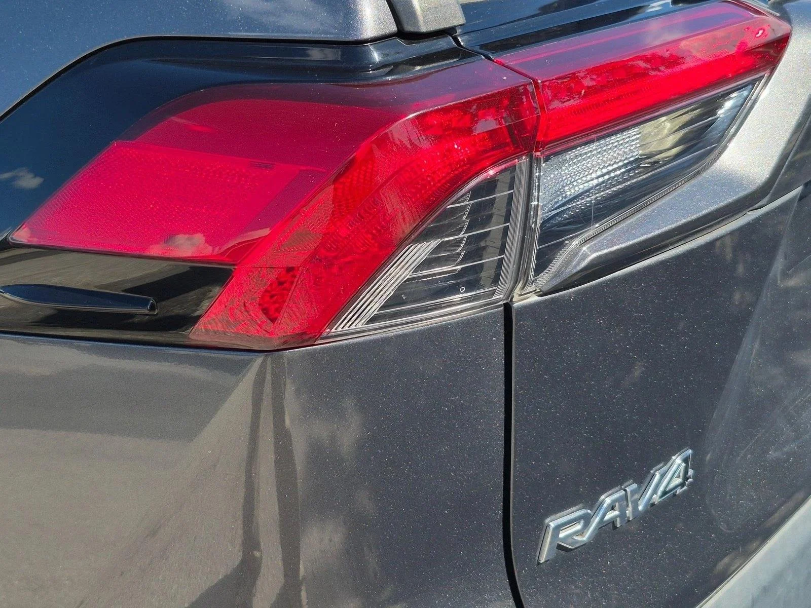 Used 2019 Magnetic Gray Metallic Toyota LE image 15