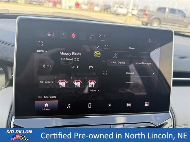 Used 2022 Bright White Clearcoat Jeep Limited image 14