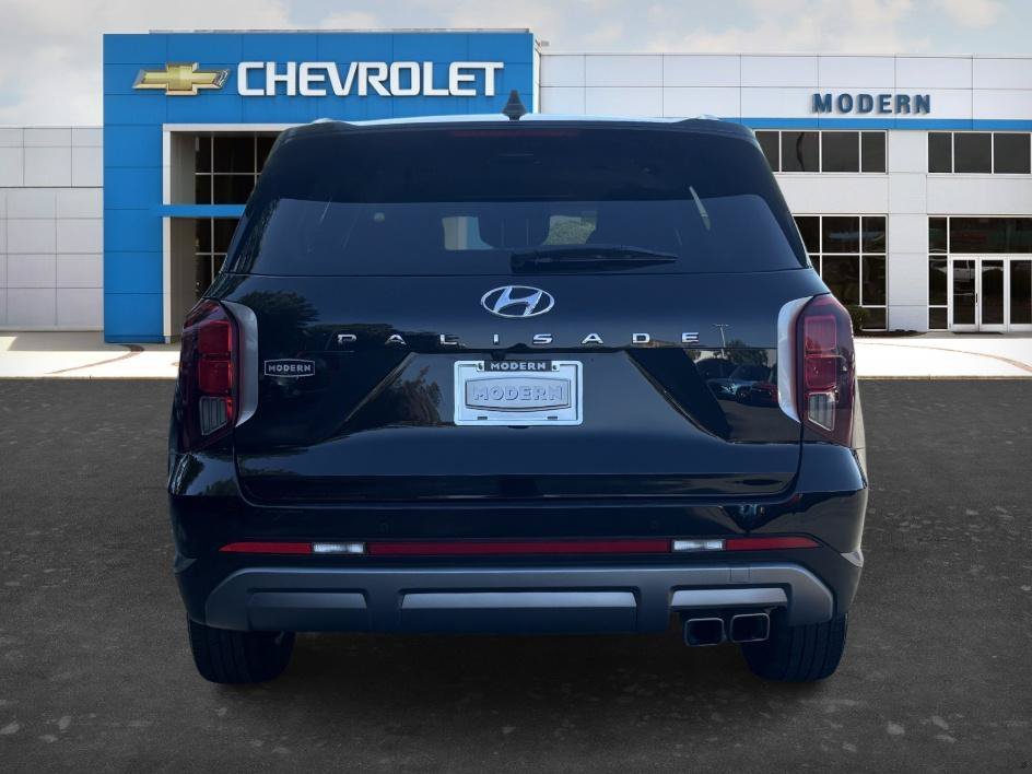 Used 2025 Abyss Black Pearl Hyundai SEL image 4