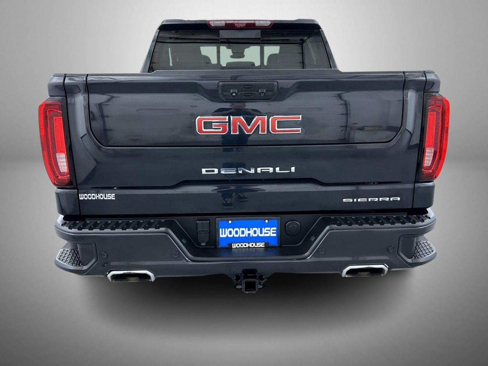 Used 2023 Silver GMC Denali image 6