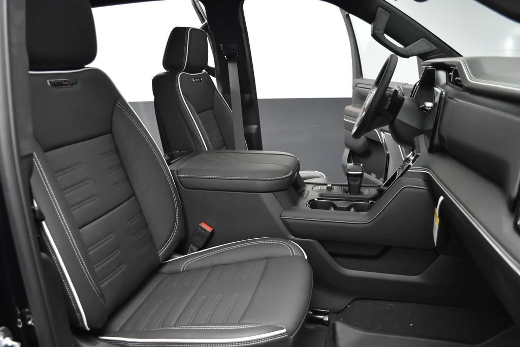 2026 GMC Sierra 1500 AT4X - Photo 28
