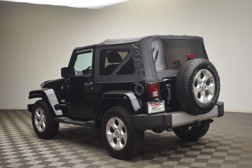 Used 2013 Black Jeep Sahara image 4