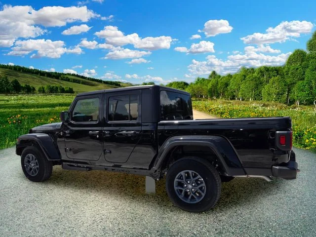 New 2026 Black Clear-Coat Exterior Paint Jeep 85th Anniversary Edition image 4