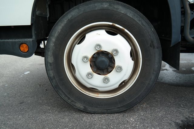Used 2018  Hino  image 9