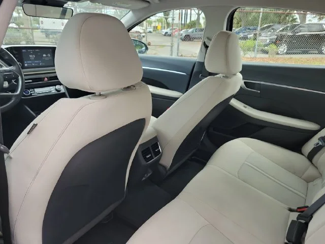 2021 Hyundai Sonata Hybrid SEL - Photo 18