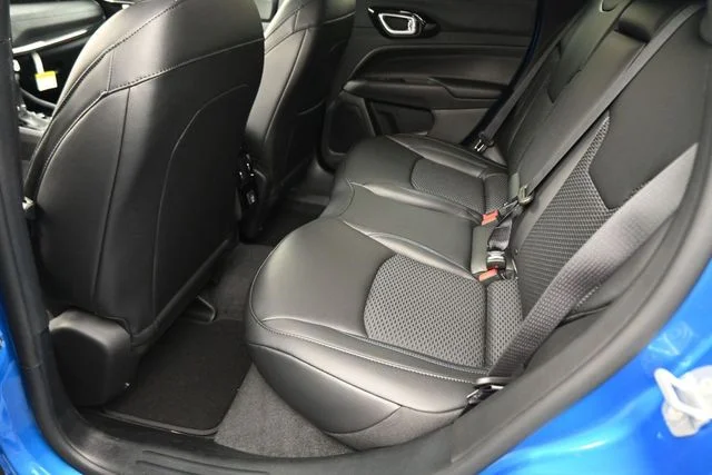 New 2026 Hydro Blue Pearlcoat Jeep Latitude image 26