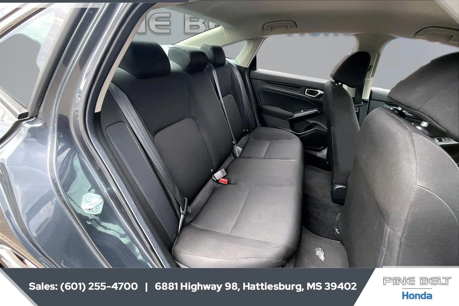 Used 2025 Meteorite Gray Metallic Honda LX image 20
