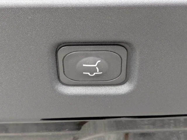 New 2026 Agate Black Metallic Ford Active image 46