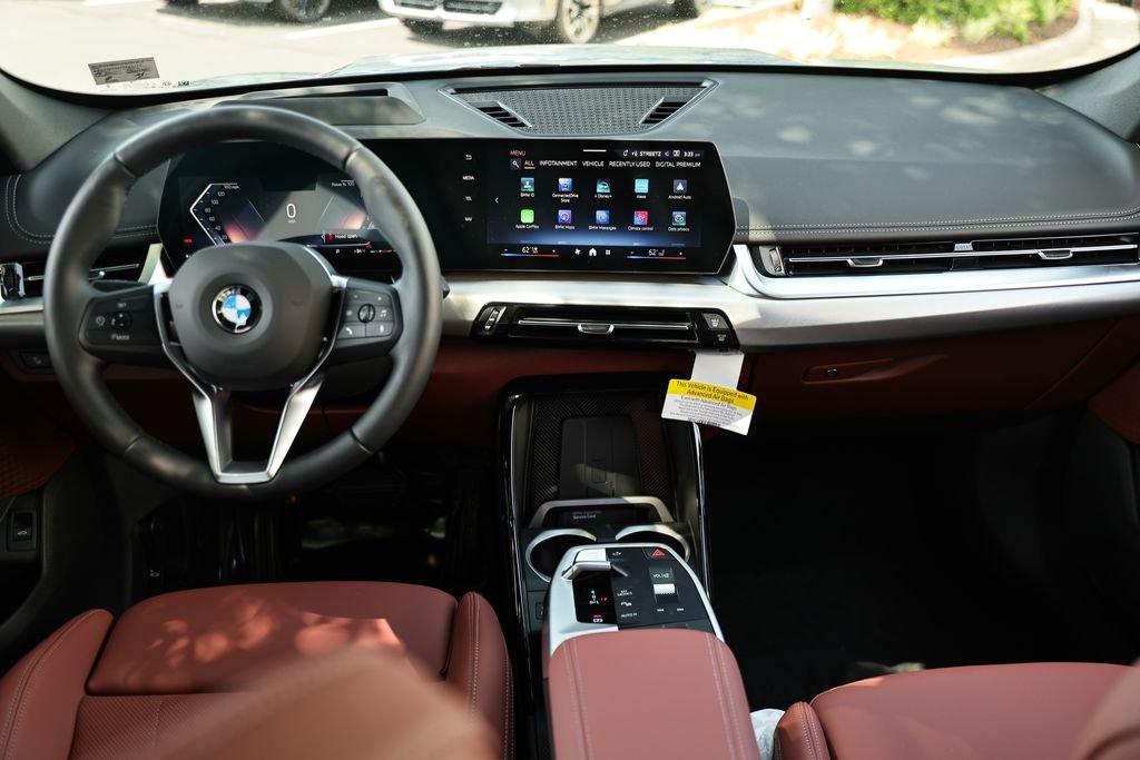 New 2026 Cape York Green Metallic BMW xDrive28i image 26
