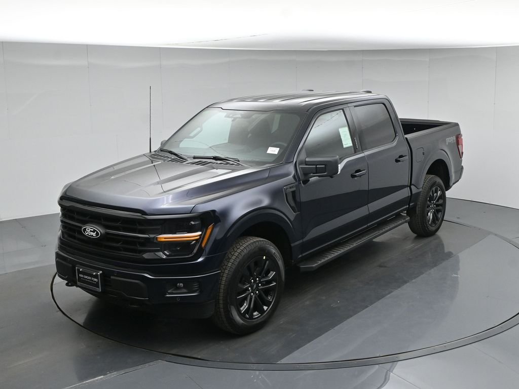 New 2026 Blue Ford XLT image 37