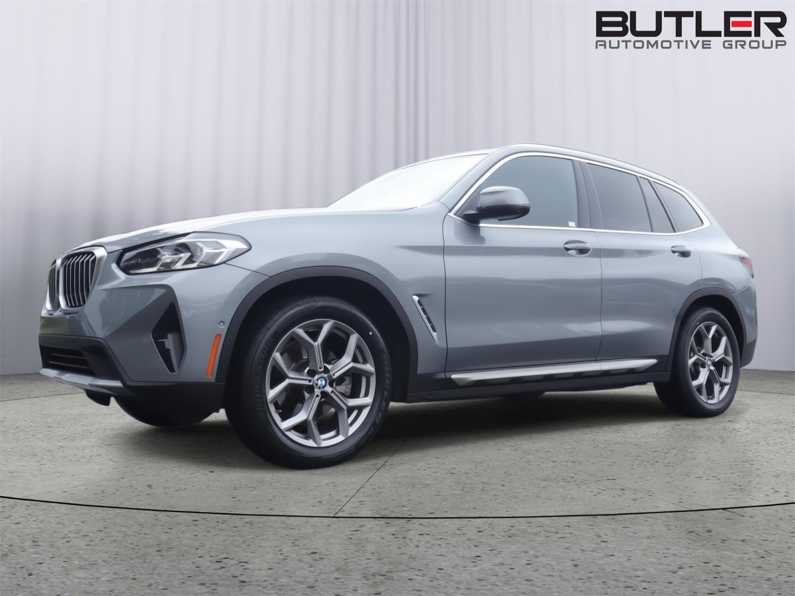 Used 2024 Skyscraper Grey Metallic BMW sDrive30i image 41