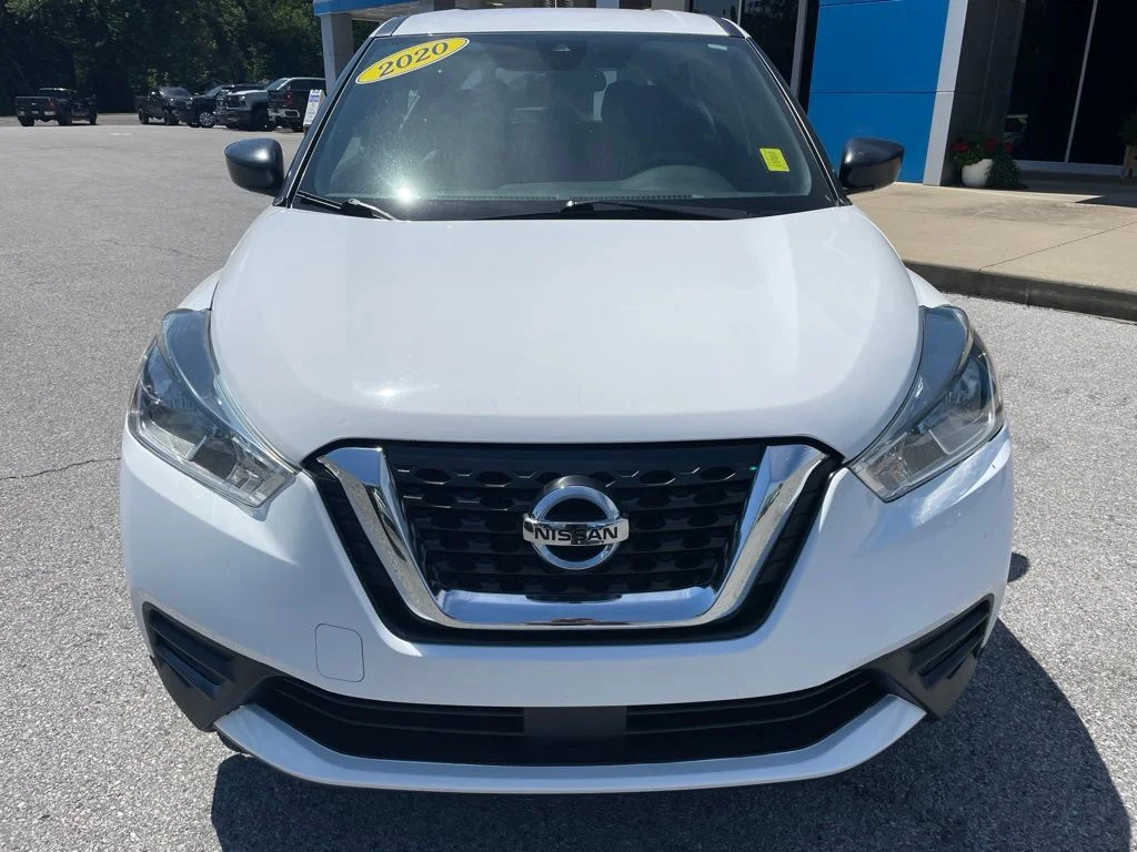 Used 2020 Nissan Kicks S with VIN 3N1CP5BV8LL477879 for sale in Russellville, KY