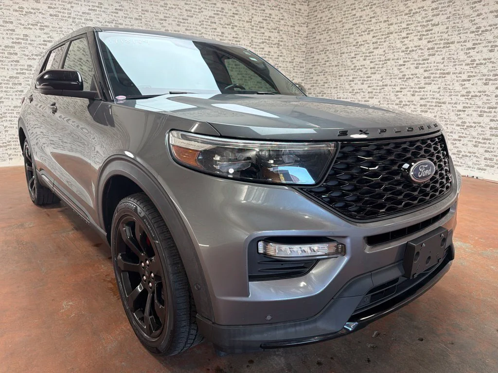 Used 2021 Stone Gray Metallic Ford ST image 9