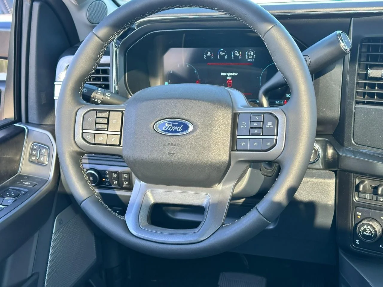New 2026 Avalanche Ford F-250® Lariat® image 8