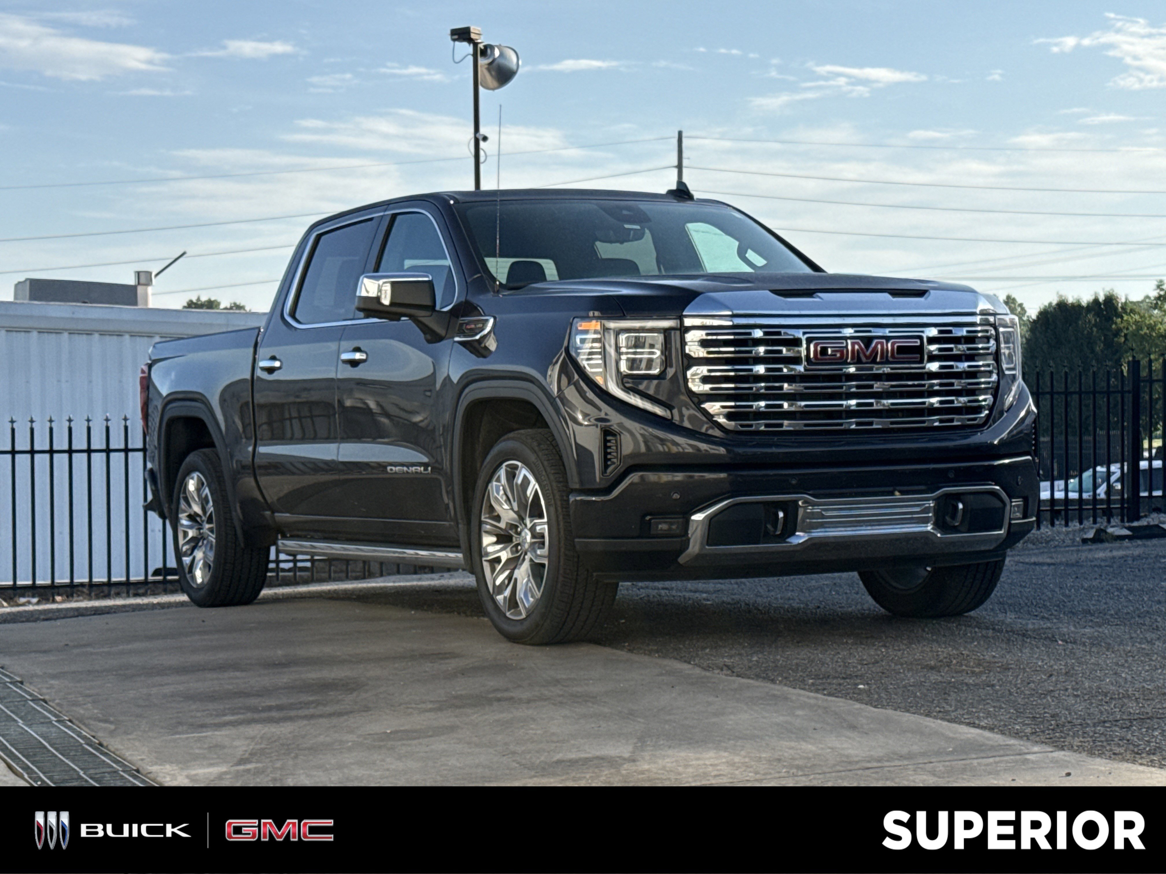 2025 GMC Sierra 4WD Crew Cab Short Box Denali's photo