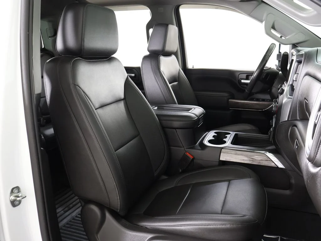 Used 2022 Summit White Chevrolet LTZ image 36