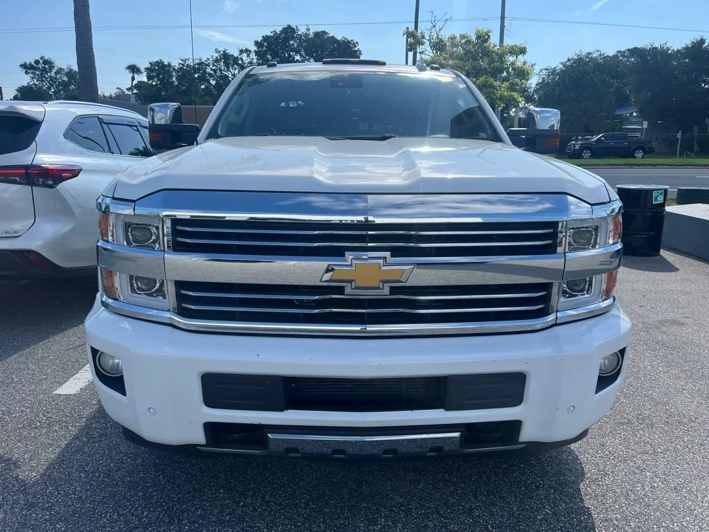 Used 2015 SUMMIT WHITE Chevrolet High Country image 2