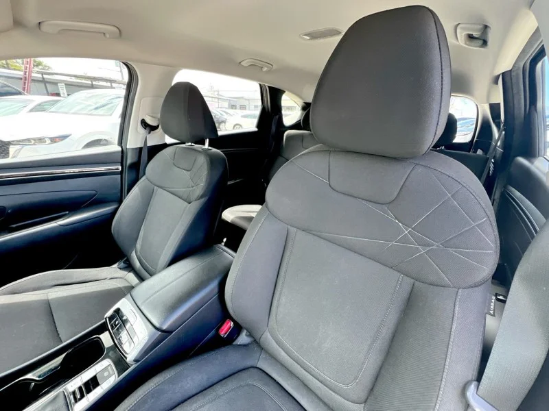 Used 2022 Black Hyundai SEL image 15