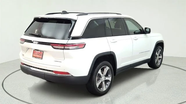 Used 2023 White Jeep Limited image 13
