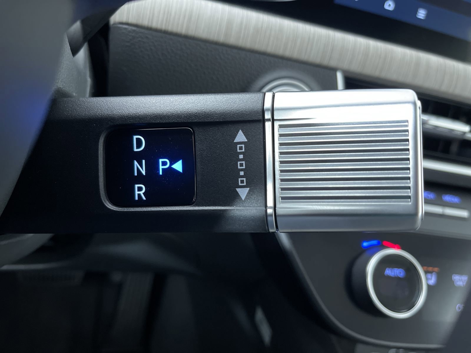 2025 Hyundai Sonata Hybrid SEL - Photo 20