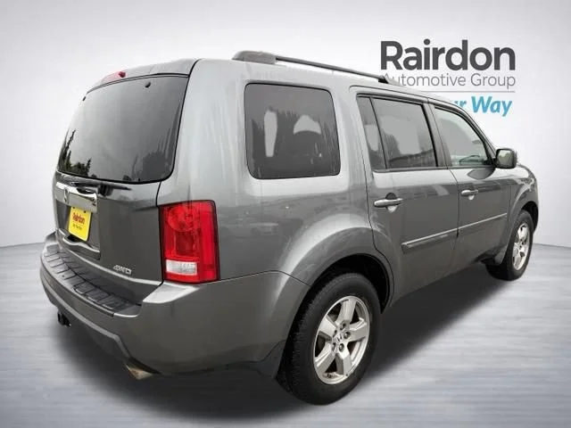 Used 2010 Polished Metal Metallic Honda EX-L image 7