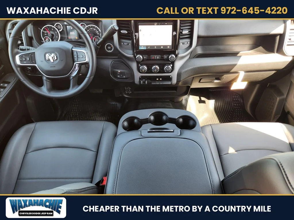 New 2027 Bright White Clearcoat RAM Tradesman image 22