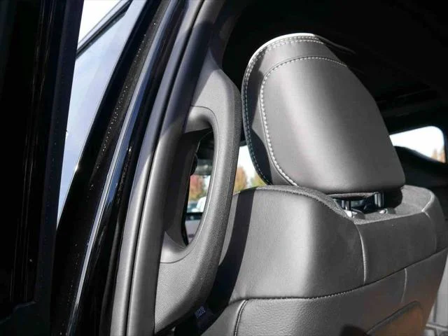 2026 RAM 3500 Limited - Photo 23