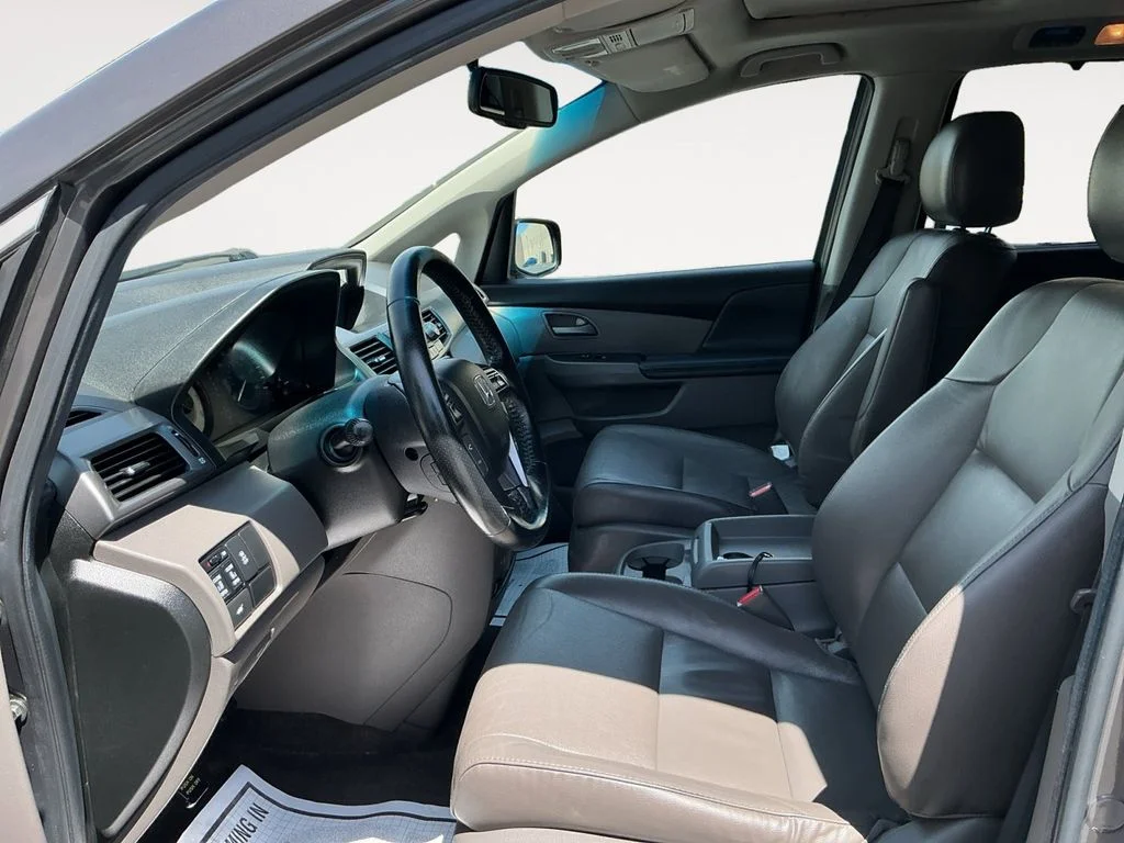 Used 2012 Gray Honda EX-L image 11