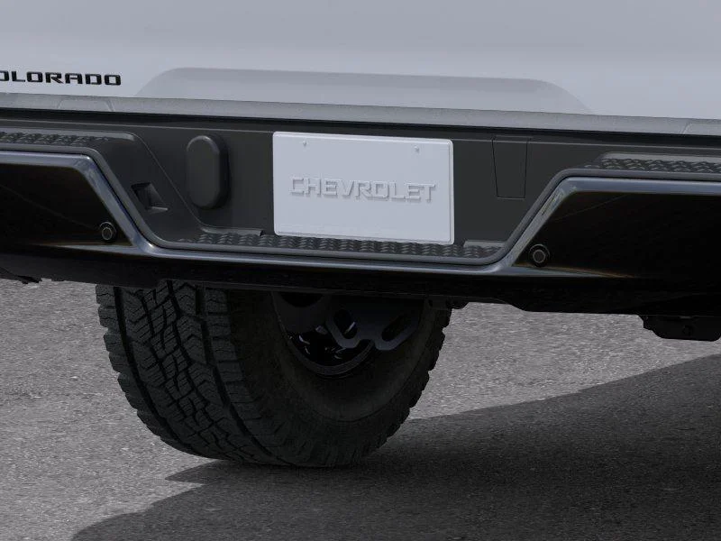 New 2026 Summit White Chevrolet WT image 14