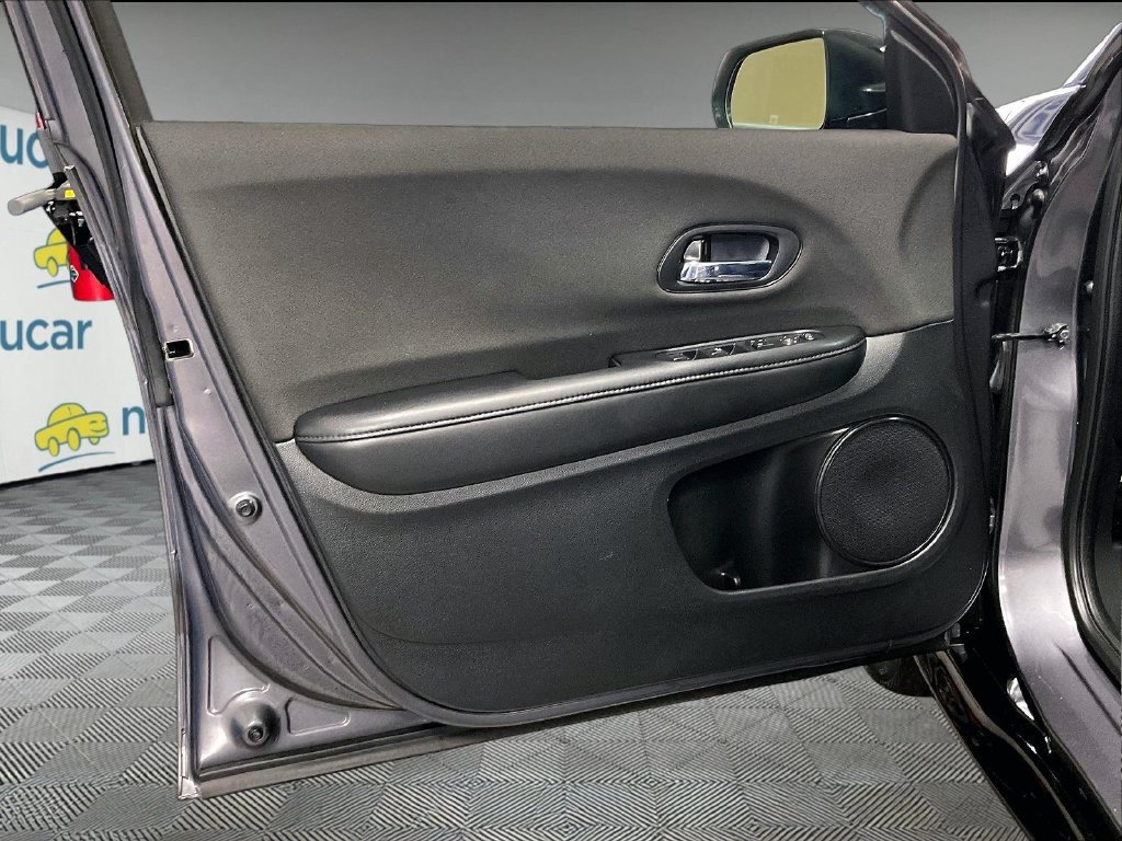 Used 2021 Gray Honda Sport image 9
