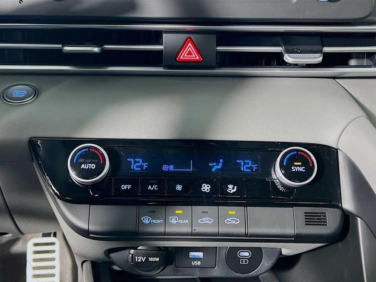 2026 Hyundai Elantra — photo 11