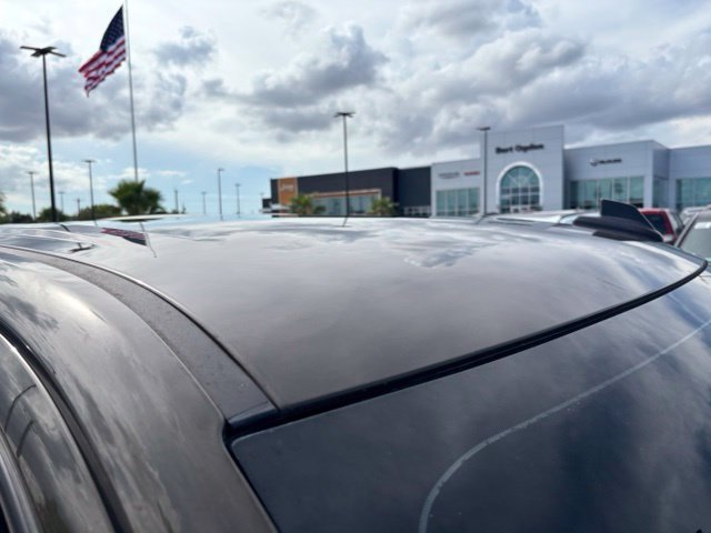 Used 2024 Brown GMC Elevation image 7