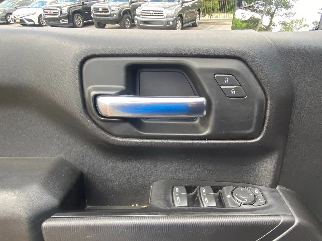 Used 2019 Black Chevrolet Custom Trail Boss image 20