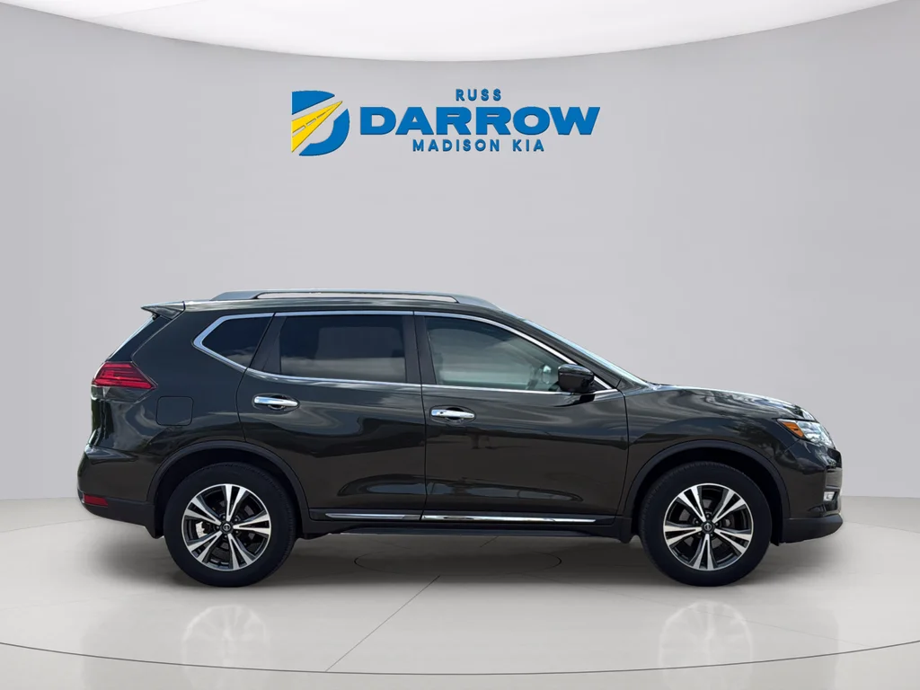 Used 2017 Midnight Jade Nissan SL image 6