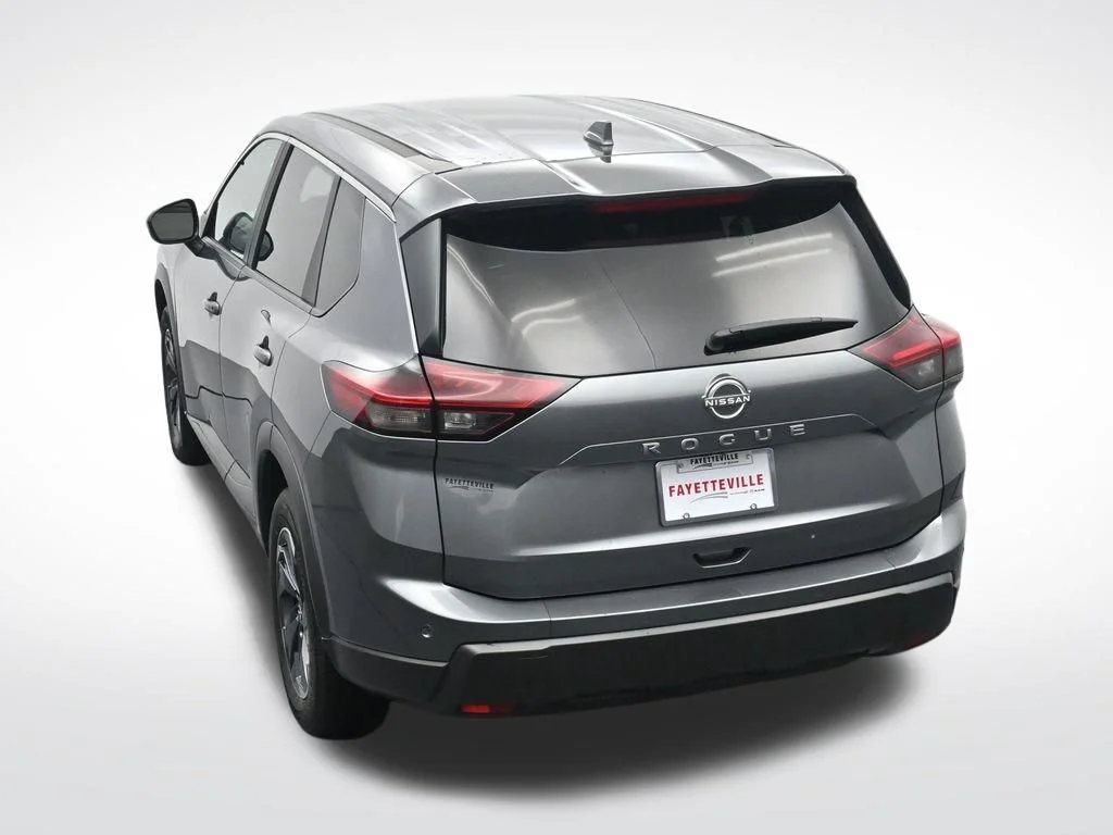 Used 2025 Gray Nissan SV image 28