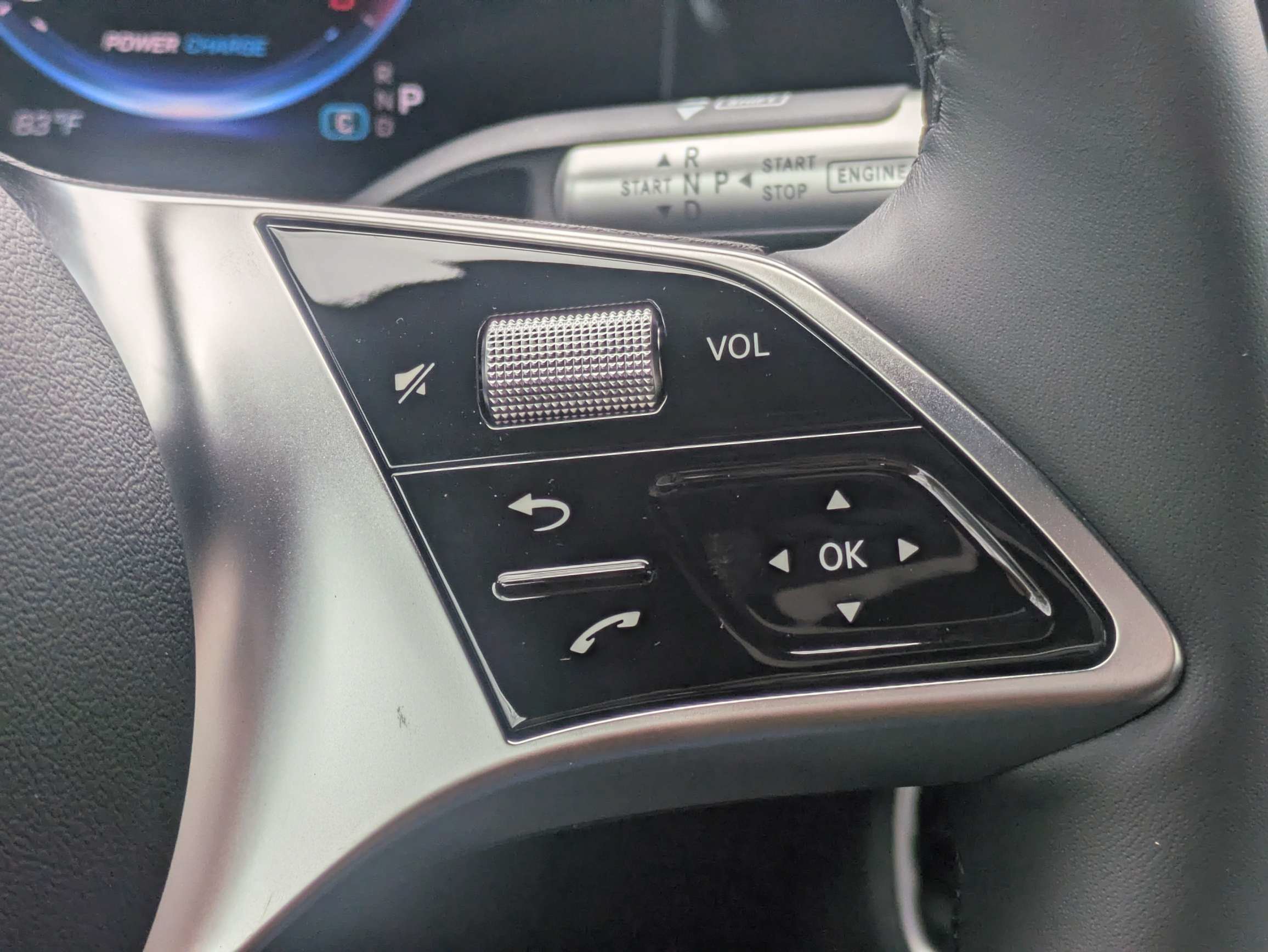 New 2027 Cirrus Silver Metallic Mercedes-Benz CLA 220 image 21