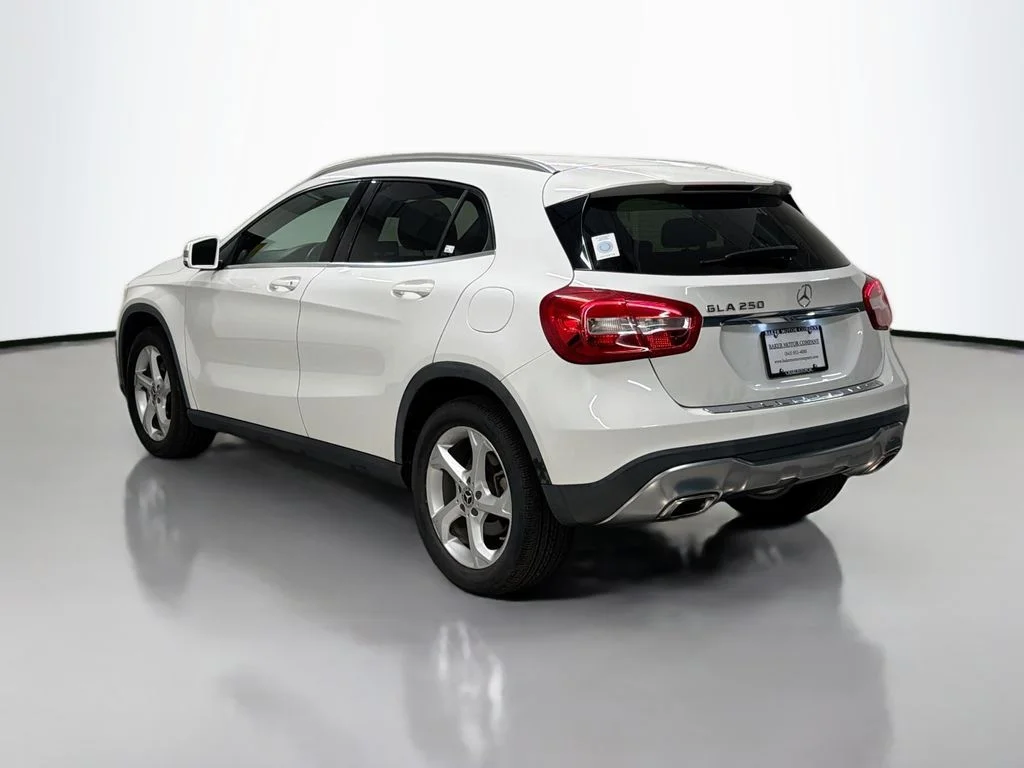 Certified Used 2020 Polar White Mercedes-Benz GLA 250 image 3