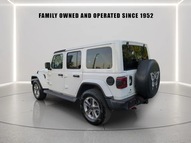 Used 2019 White Jeep Unlimited Sahara image 4