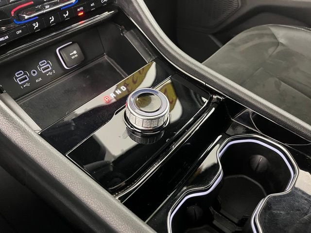 Used 2023 White/off-white Jeep Altitude X image 32