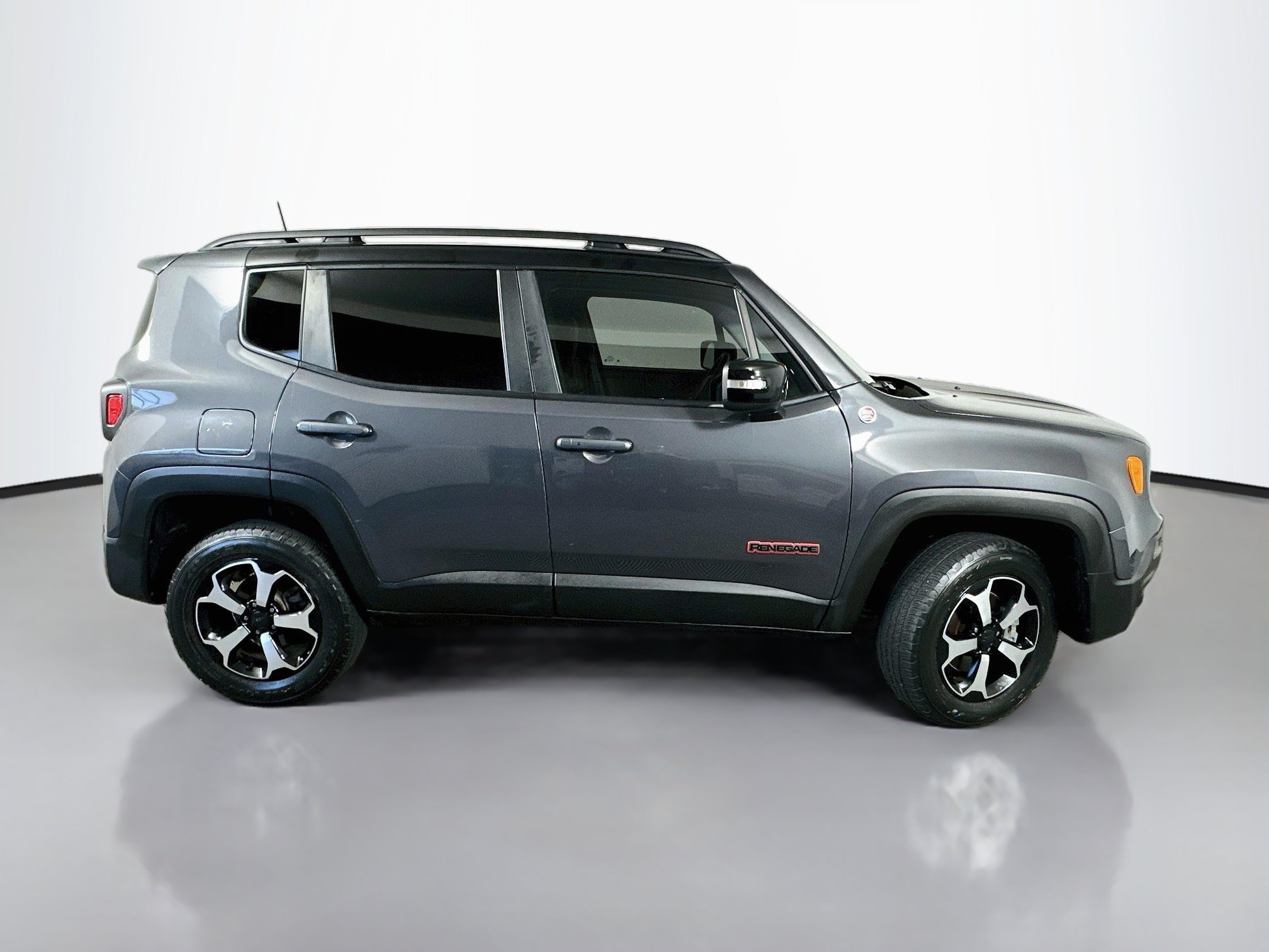 Used 2022 Graphite Gray Jeep Trailhawk image 9