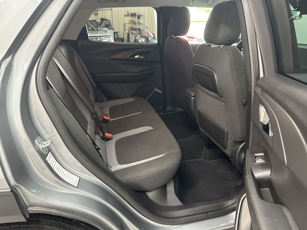 Used 2025 Sterling Gray Metallic Chevrolet LT image 16