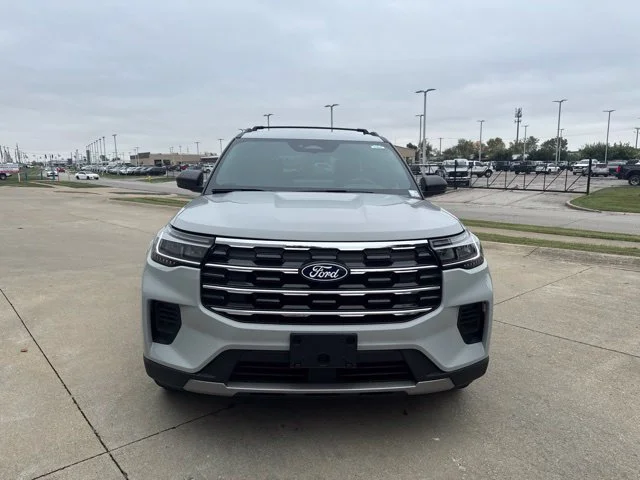 New 2027 White Ford Active image 10