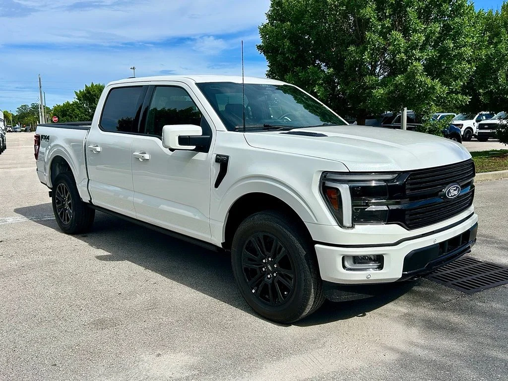 New 2026 White Ford Platinum image 3