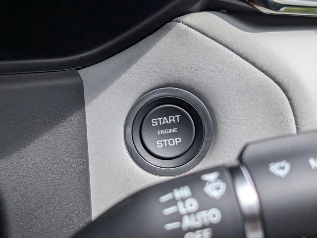 2026 Land Rover Range Rover Velar Dynamic SE - Photo 11