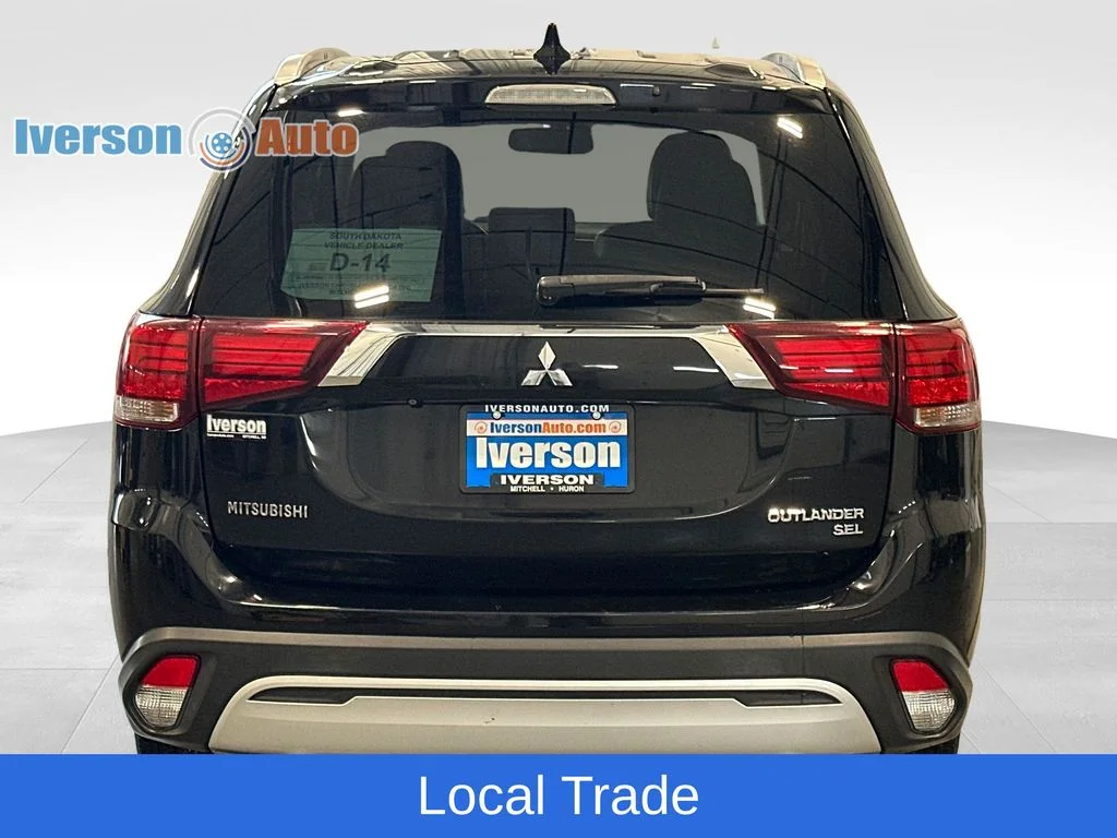 Used 2019 Black Mitsubishi ES image 7