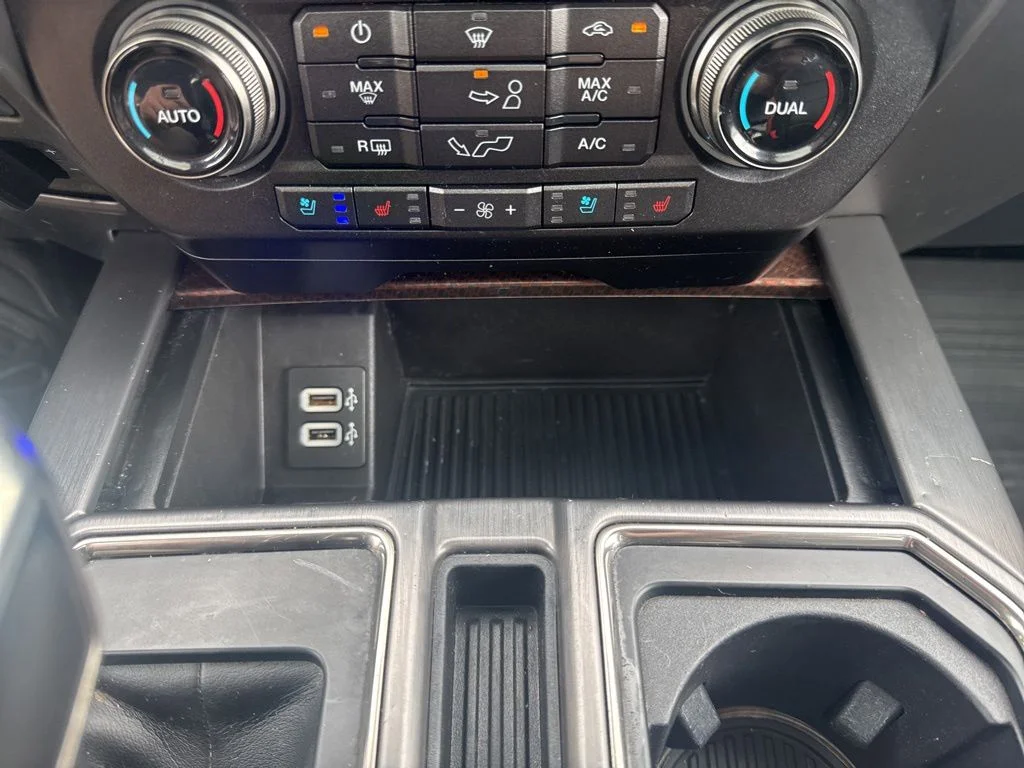 Used 2018 White Ford Raptor image 22