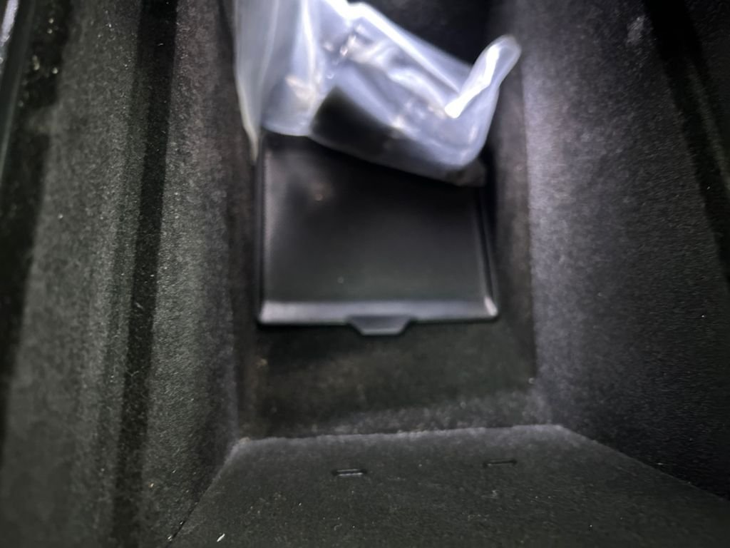 Used 2025  Tesla Long Range image 29