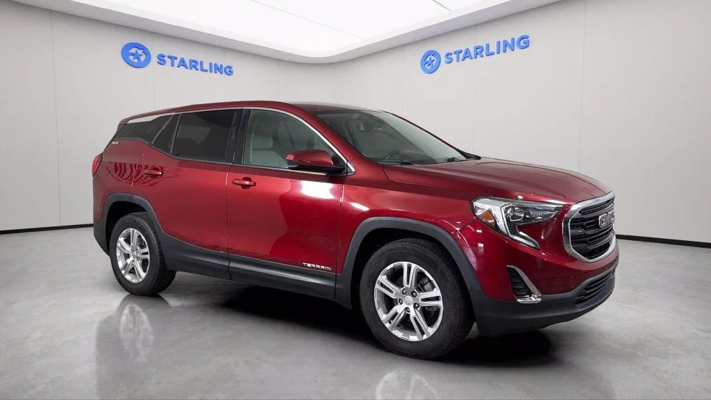Used 2020 RED QUARTZ TINTCOAT GMC SLE image 13