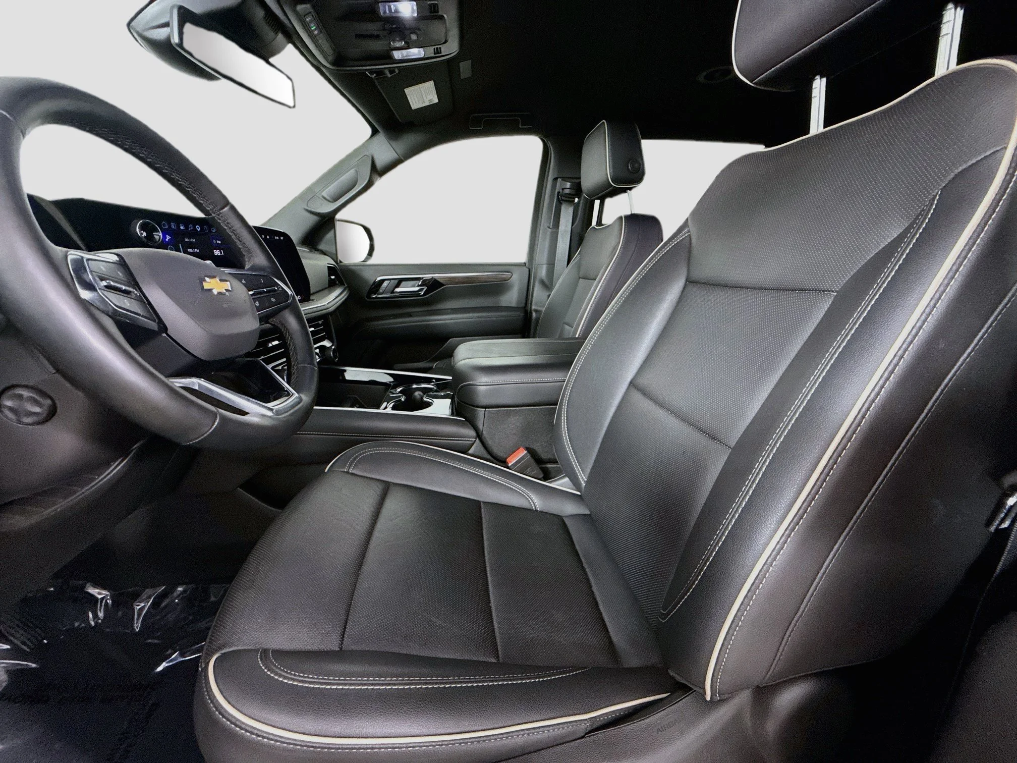 Used 2025 Black Chevrolet Premier image 23