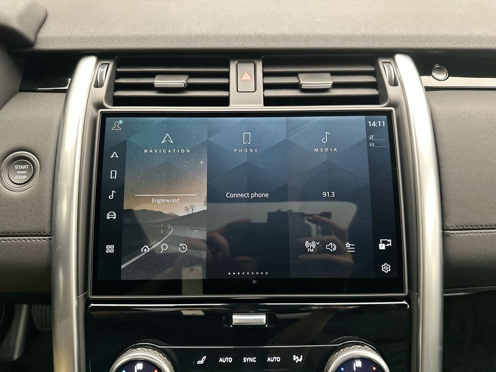 New 2026 Fuji White Land Rover S image 14